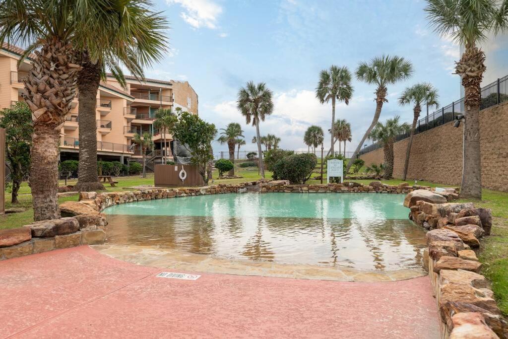 Baca Beach Escape I - 3 Pools - Pet Friendly 加尔维斯敦 外观 照片
